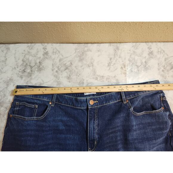 Lane Bryant Women's Blue Dark Wash Mid Rise Boyfriend Denim Jeans Size 28 - Picture 6 of 8